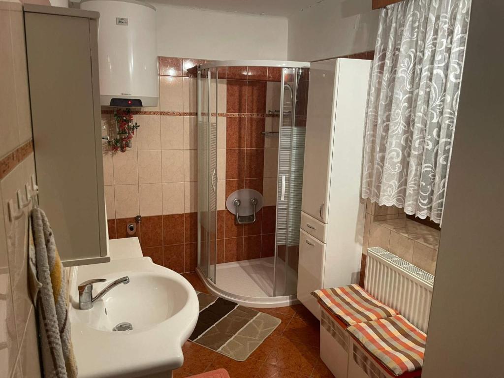Room Photo 7